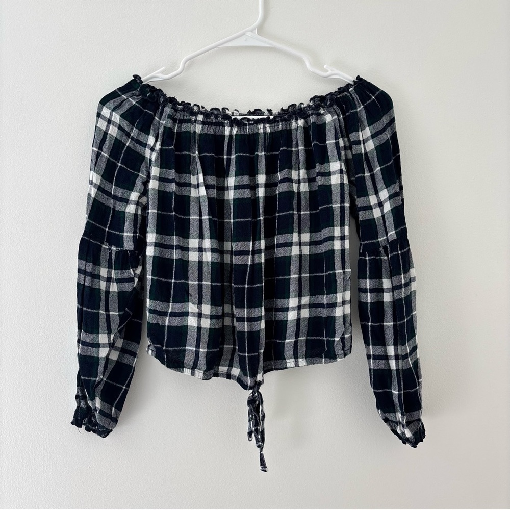 Hollister Tie Front Off-the-Shoulder Top Navy Plaid Size S NWOT